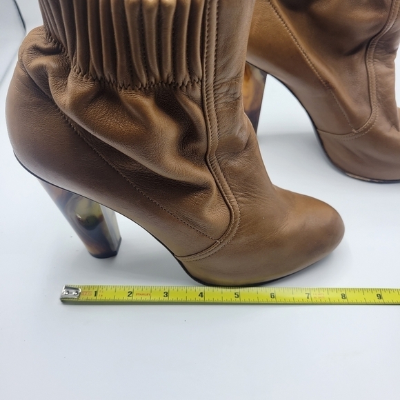 Elie Tahari heeled booties size 37 - Picture 14 of 16